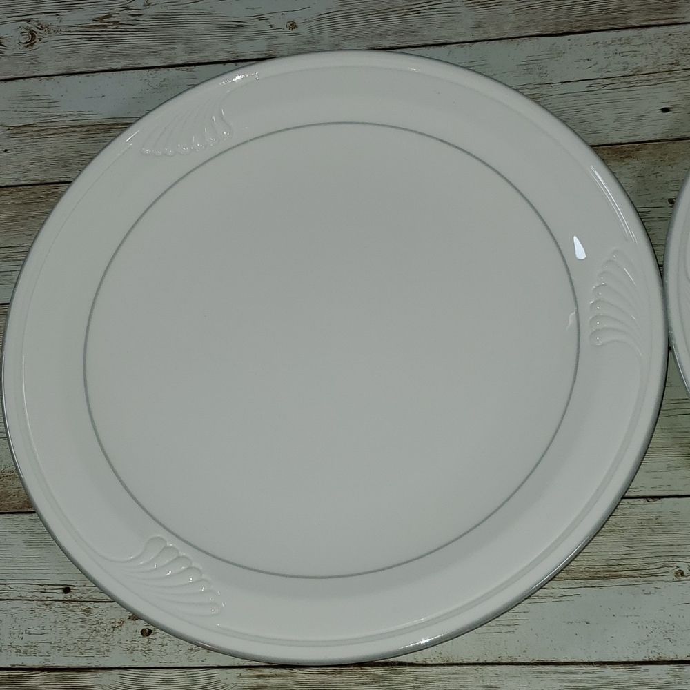 2 Corning Pyroceram White Dinner Plates 10¼" Whispering Mist Pattern White Grey
